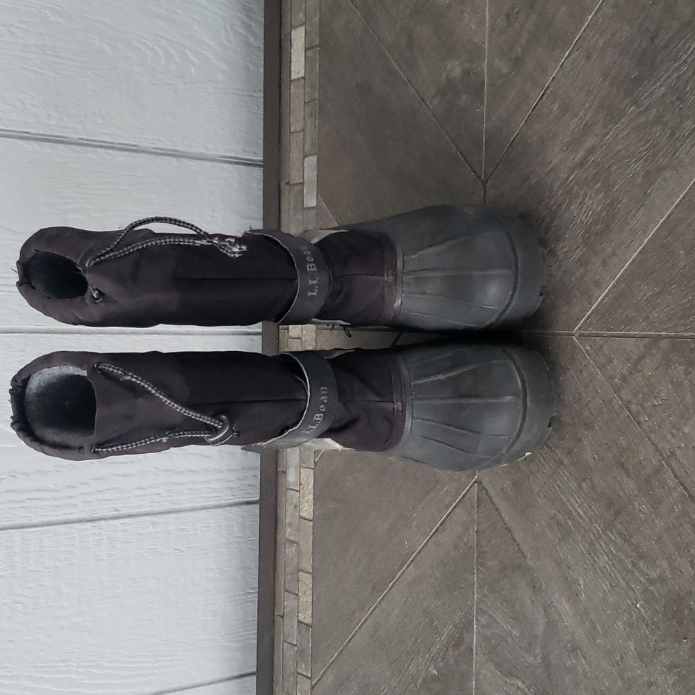 Boots - Picture 2 of 2